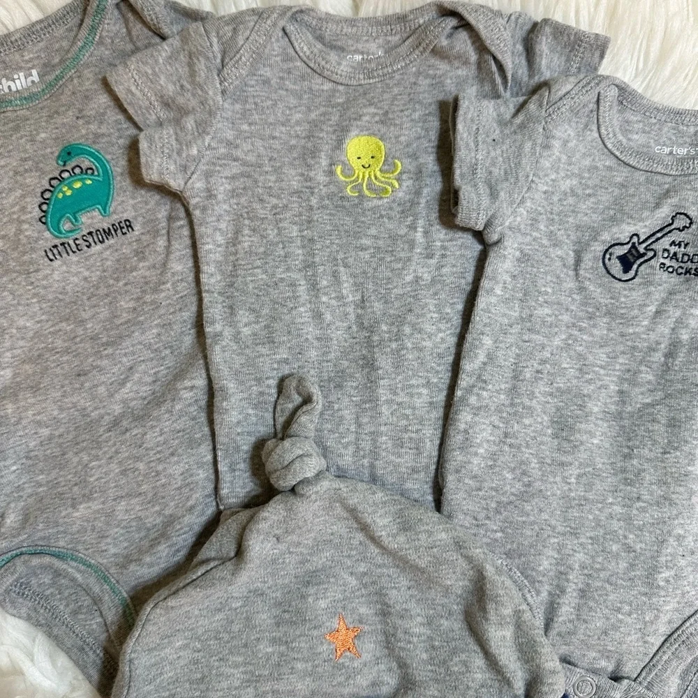Carter’s newborn baby boy clothing lot